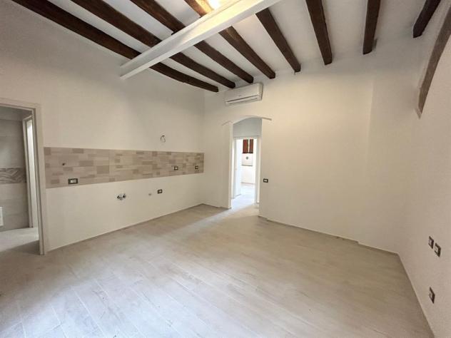 TRILOCALE IN VENDITA - NAVIGLI - Foto 4
