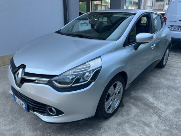 RENAULT Clio 1.5 dCi 8V 75CV 5 porte Live ok nepatentati rif. 23940676