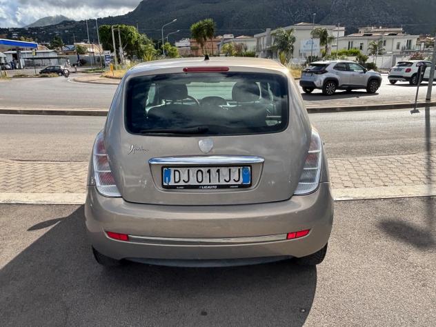 Lancia Ypsilon 1.2 Argento - Foto 7