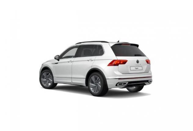 VOLKSWAGEN Tiguan R-Line 2.0 TDI 150 CV SCR DSG rif. 23883905 - Foto 3