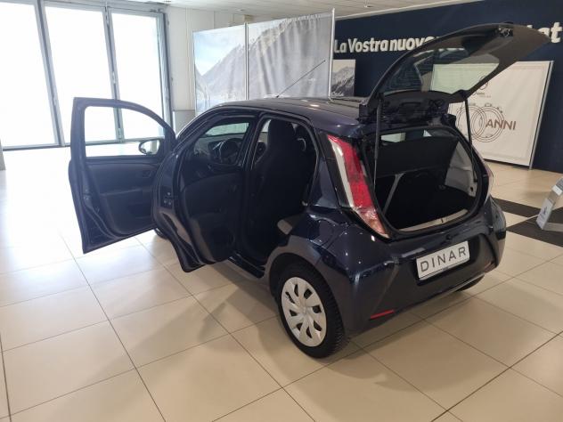 Toyota Aygo 1.0 VVT-i 69 CV 5 porte x-cool - Foto 4