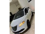 Lancia Ypsilon 1.2 69 CV london Paris