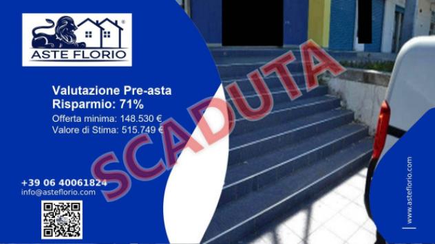 Immobile in asta di 409 m² con più di 5 locali in vendita a Catanzaro