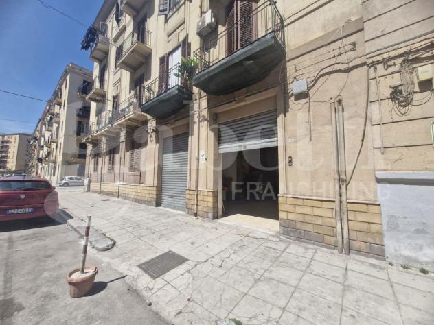 Laboratorio - Palermo . Rif.: Cod. 21/26VCG