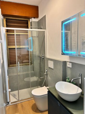 Camera SINGOLA PREMIUM ALL INCLUSIVE NABA-IULM-BOCCONI - Foto 7