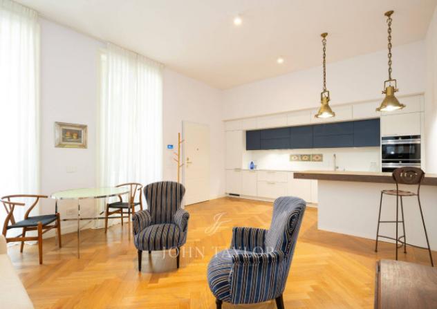 Appartamento di 115 m² con 5 locali in affitto a Milano - Foto 2