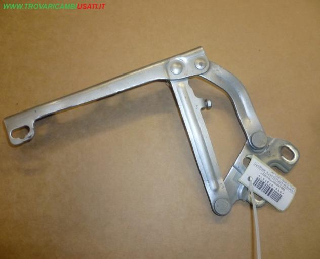 CERNIERA COFANO ANT.S. ARGENTO OPEL CORSA (S07) Van Carrozzeria Lamierati esterni Cofano Cerniera cofano OPEL - CORSA D Van - 01-03-2007 - 01-05-