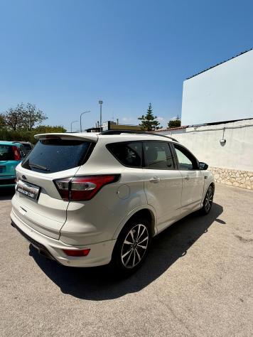 Ford Kuga 1.5 TDCI 120 CV S&S 2WD ST-Line - Foto 7
