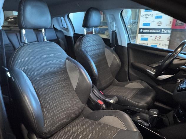 Peugeot 2008 BlueHDi 120 EAT6 Allure S/S aut. - Foto 8