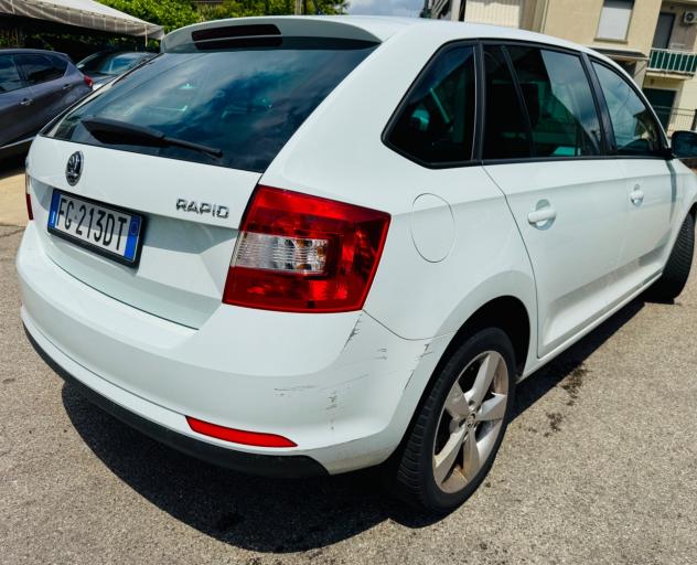 Skoda Rapid 1.4 TDI 90 CV ScoutLine - Foto 7