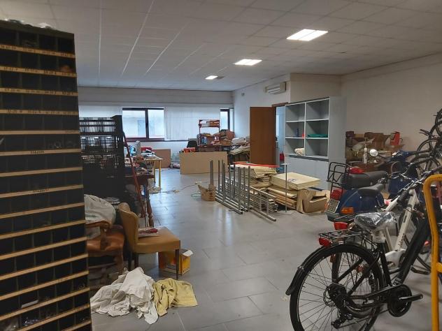 Capannone artigianale in vendita a Vecchiano 327 mq Rif: 1261248