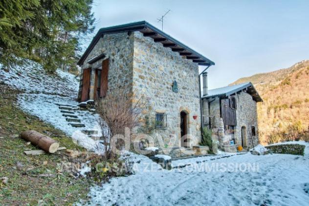 Rustico / Casale di 50 m² con 2 locali in vendita a Santa Brigida - Foto 2