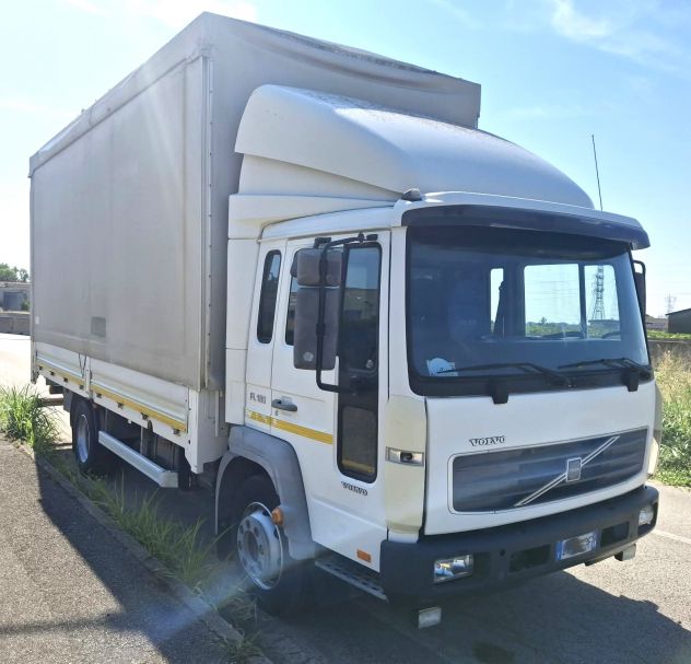VOLVO FL 6 180 CENTINATO ANNO 2001 - Foto 2