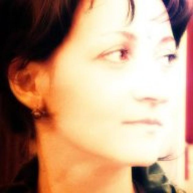 Rosa, 27 da Venice Tel: