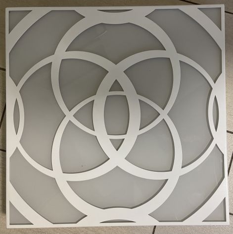 Plafoniera al soffitto in vetro bianco
