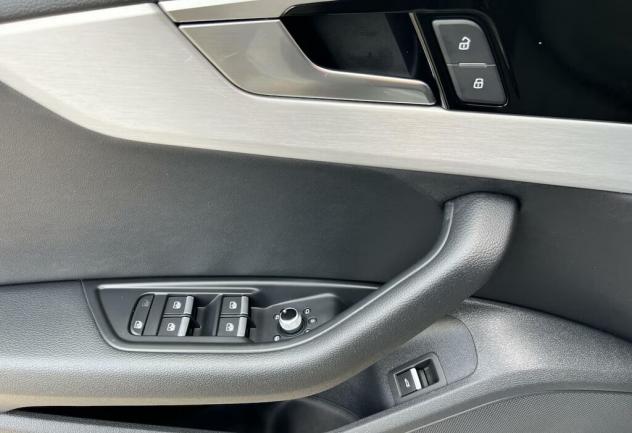 Audi A4 Limousine - 35 TDI S edition 2021 2021 - Foto 4