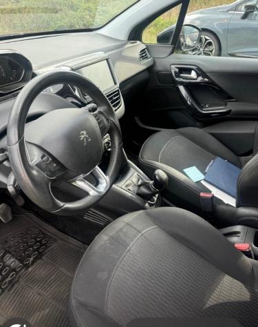 Peugeot 208 PureTech 82 3p. GPL Allure - Foto 2