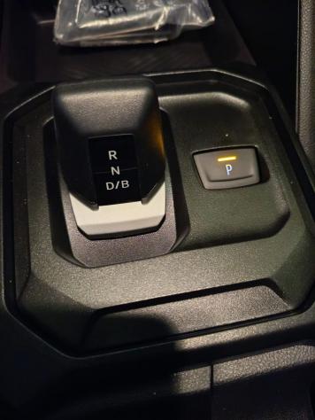 Dacia Duster 1.8 Hybrid 155cv Extreme PRONTA CONSEGNA SENZA VINCOLO DI FINANZIAMENTO COMPRESO PASSAGGIO - Foto 9