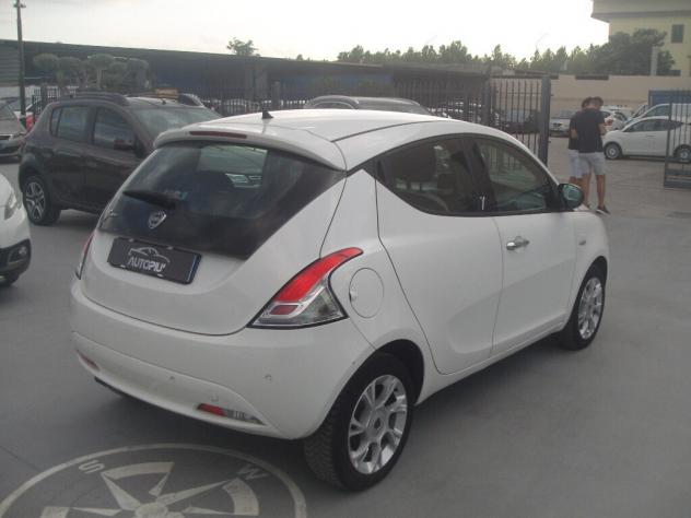Lancia Ypsilon 1.2 69 CV 5 porte Gold - 2016 - Foto 5