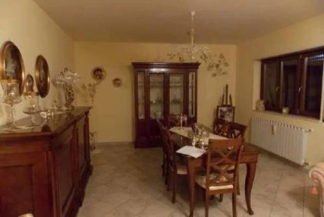 Immobile in asta di 202 m², box auto in vendita a Satriano di Lucania - Foto 3