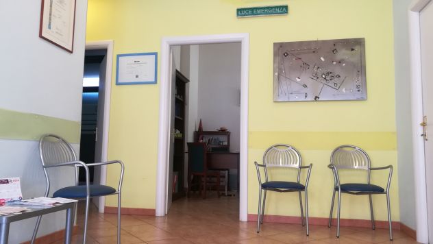 Affitto Stanza Tatuatore Microblading Trucco Permanente Piercing Eur Laurentina - Foto 2