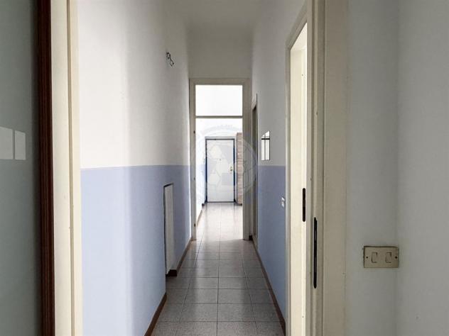 Trilocale con box in centro Monza NON ARREDATO - Foto 14