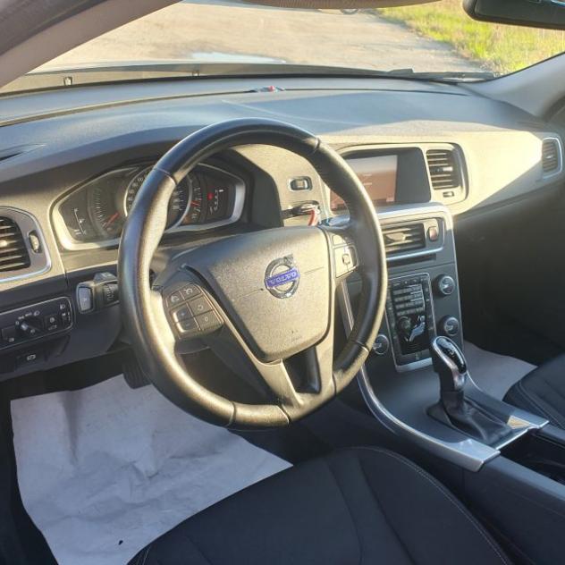 VOLVO V60 D2 Geartronic Business rif. 22937115 - Foto 9