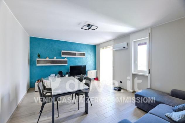 Appartamento di 90 m² con 3 locali e box auto in vendita a Luino