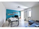 Appartamento di 90 m² con 3 locali e box auto in vendita a Luino
