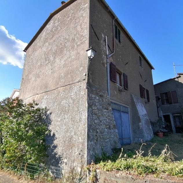 Nel comune di Sorano nella loc. di Montevitozzo Marcelli, a 11Km da Sorano e dalle sue terme, 16 Km da Pitigliano, 6 km da Castell'Azzara vendiamo app - Foto 6