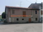 CASCINA DA RISTRUTTURARE CON BOX E LOCALE ACCESSORIO