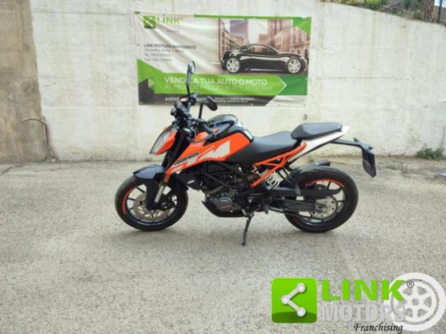 KTM 125 Duke DUKE rif. 23218379