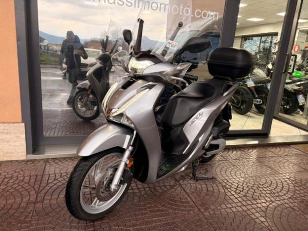 HONDA SH 150 PASSAGGIO E TAGLIANDO INCLUSO MINI RATE rif. 24021640 - Foto 5