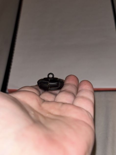 UN BOTTONE NUOVO MAI USATO IN VERA PELLE NERA INTRECCIATA E METALLO - Foto 10