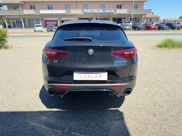 Alfa Romeo Stelvio Executive 2.2 #11317 - Foto 4