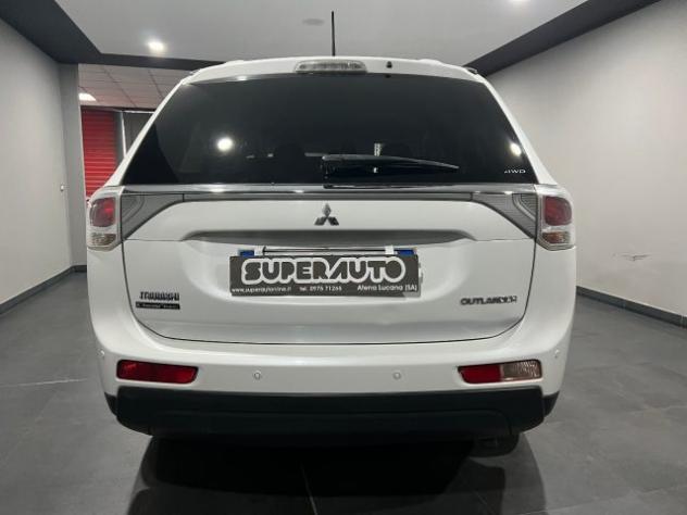 MITSUBISHI Outlander 2.2 DI-D 4WD Intense UNICO PROPRITARIO rif. 23692006 - Foto 4