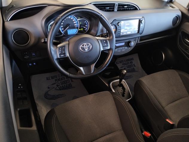 Toyota Yaris 1.5 Hybrid - NEOPATENTATI - Foto 8