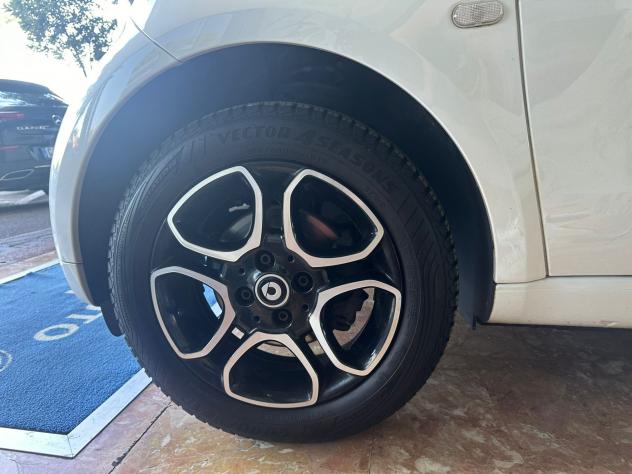SMART FORTWO 0.9 TURBO 90CV TWINAMIC PASSION FATTURABILE IVA ESPOSTA PRONTA CONSEGNA - Foto 10