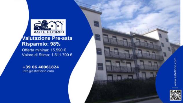 Immobile in asta di 82 m², box auto in vendita a Melilli - Foto 2