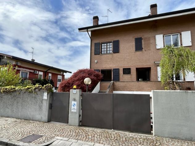 Villa di testa con ampio giardino privato - Foto 6