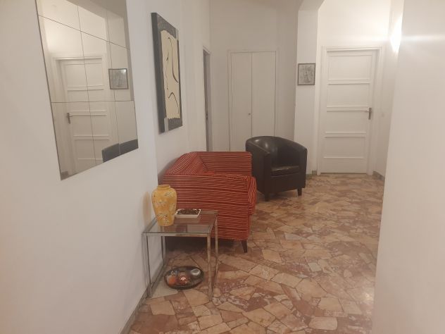 Ampia stanza traversa Viale dei Mille - Foto 9