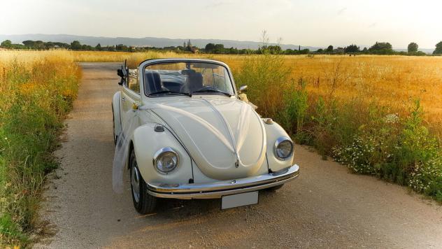 Maggiolino cabrio bianco