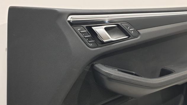 PANNELLO ANTERIORE DESTRO PORSCHE Macan Serie S 95B867106 (1418) - Foto 6