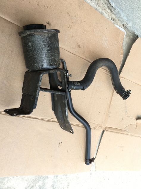 Vaschetta Olio Idroguida con staffa e tubi NISSAN King Cab D21 1992 - Foto 4