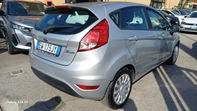 Ford Fiesta 1.5 TDCi 75CV 5 porte - Foto 5
