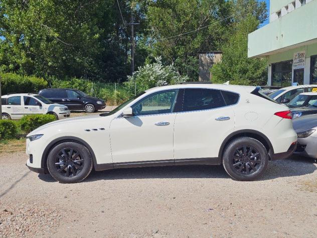 MASERATI LEVANTE V6 DIESEL 250CV Q4 GARANZ 12 MESI FINANZ - Foto 6