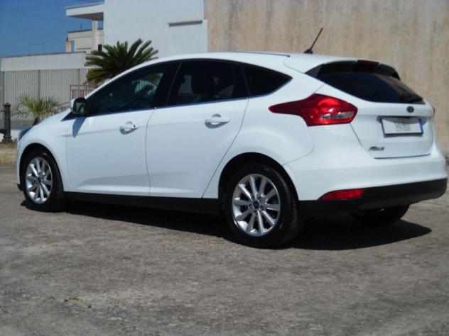 FORD - Focus - 1.5 TDCi 120 CV Titanium - Foto 6