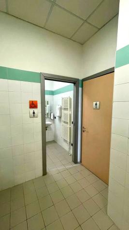 Oltre 3 vetrine in affitto a Moncalieri - Foto 16