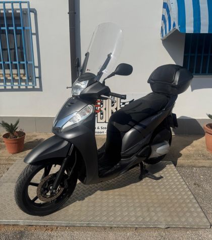 HONDA SH 300