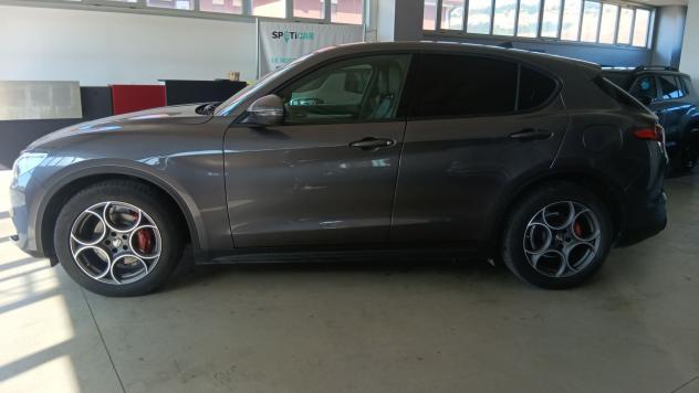 Alfa Romeo Stelvio Stelvio 2.2 t Sprint Q4 190cv auto - Foto 3